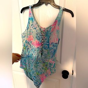 Iilly pulitzer one piece